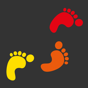 Impronte colorate di piedi scalzi