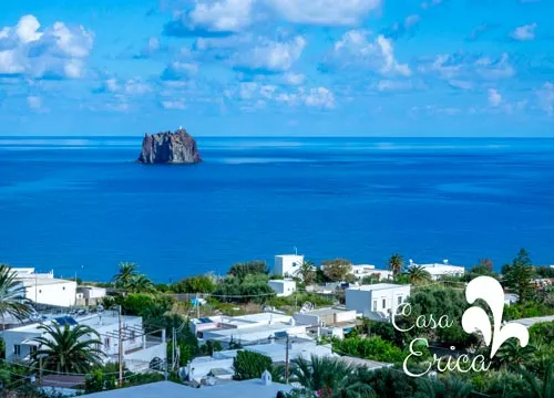 Strombolicchio l'isolotto leggendario di Stromboli